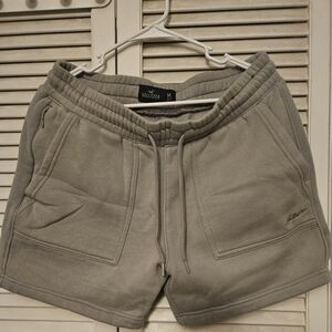 MHollister Men's 5" Athletic Gray Shorts